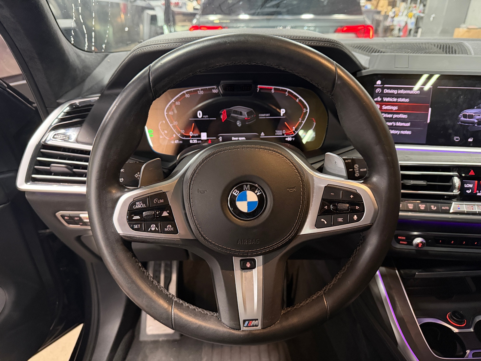 Thumbnail: 2019 BMW X7 - 4