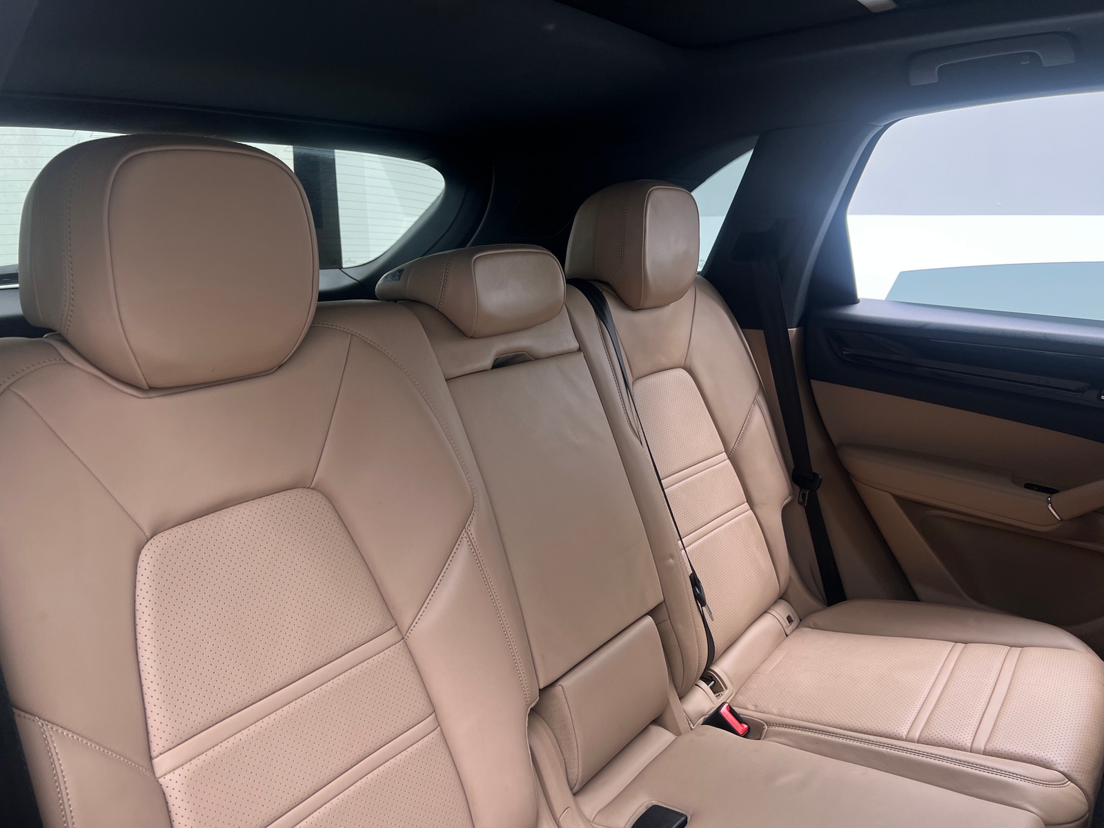 Thumbnail: 2020 Porsche Cayenne - 5