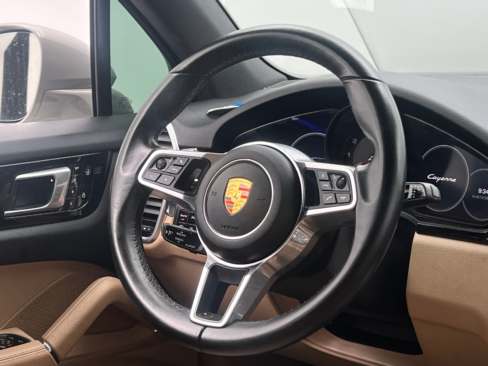 Thumbnail: 2020 Porsche Cayenne - 4