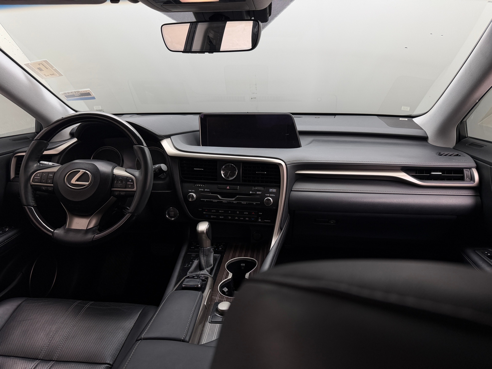 Thumbnail: 2017 Lexus RX - 3