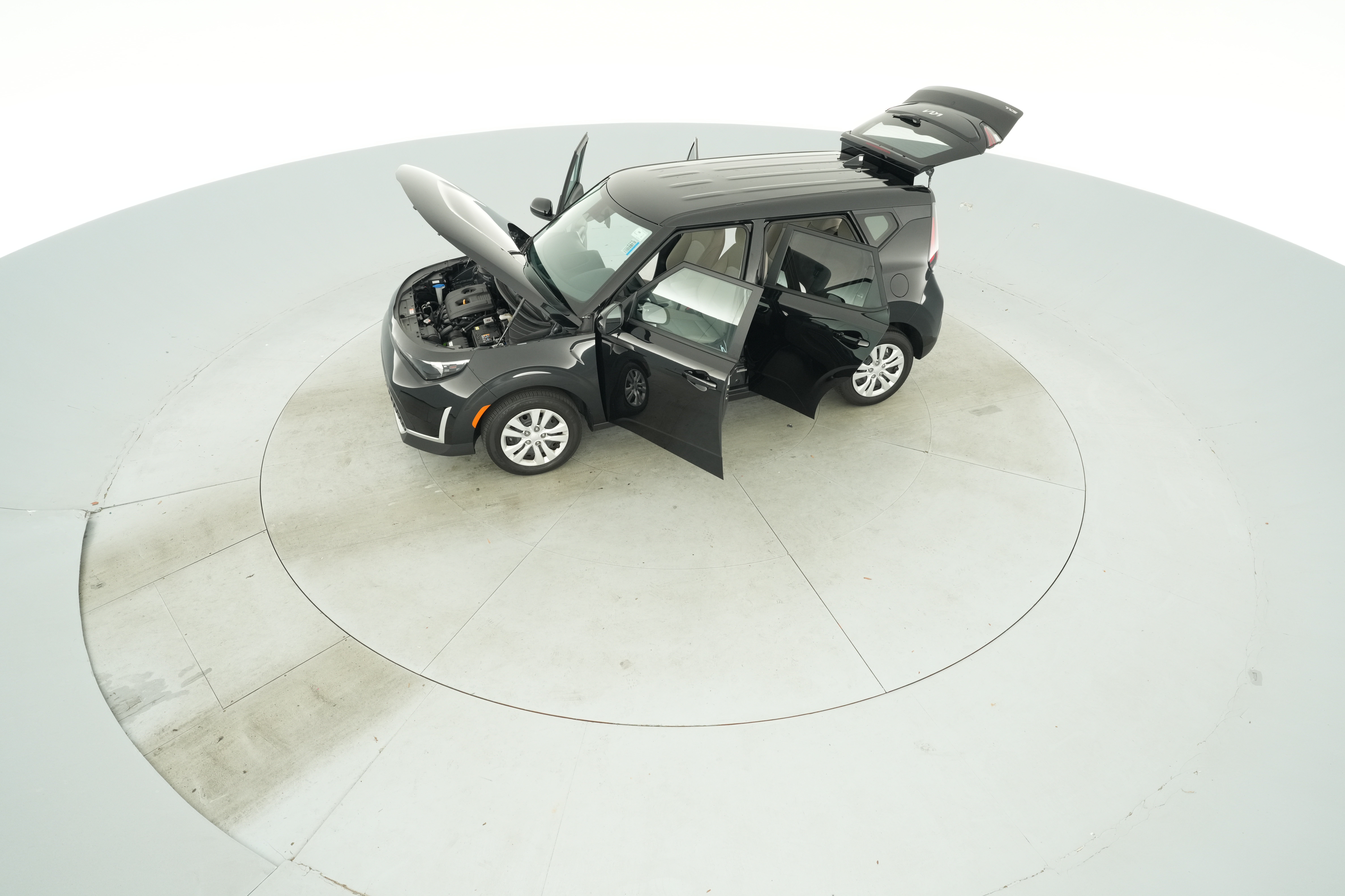 2025 Kia Soul LX - Photo 38