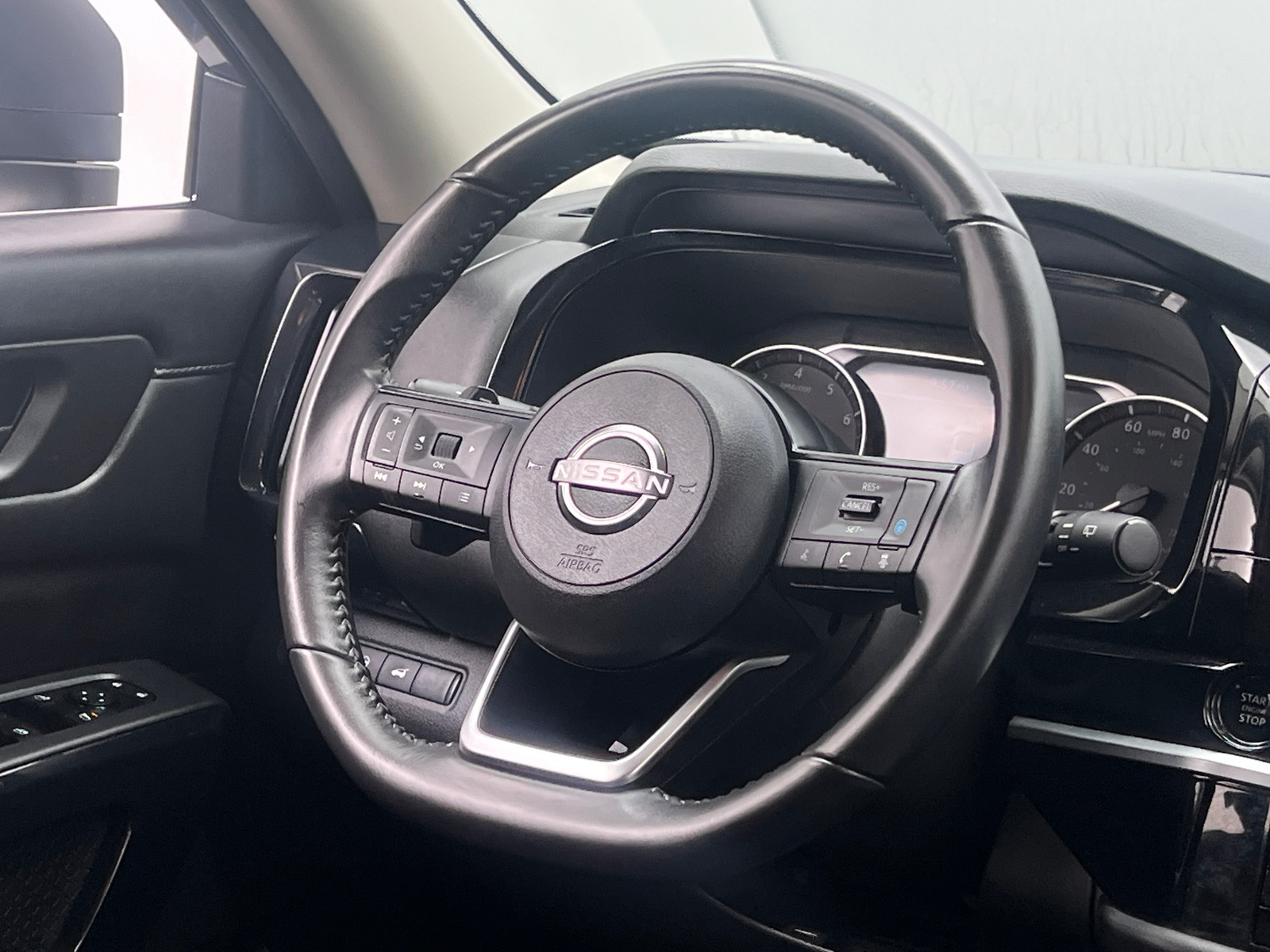 Thumbnail: 2025 Nissan Pathfinder - 5