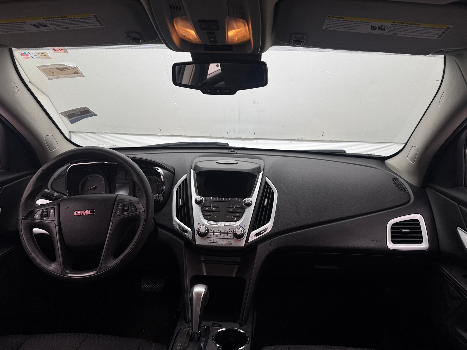 Thumbnail: 2015 GMC Terrain - 3