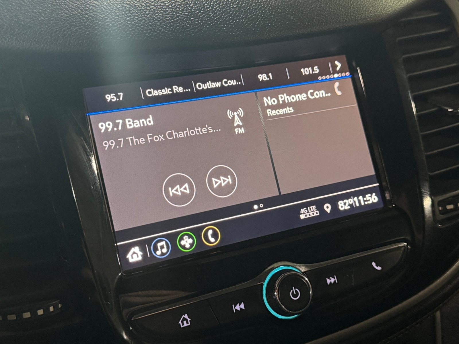 Thumbnail: 2020 Chevrolet Trax - 4