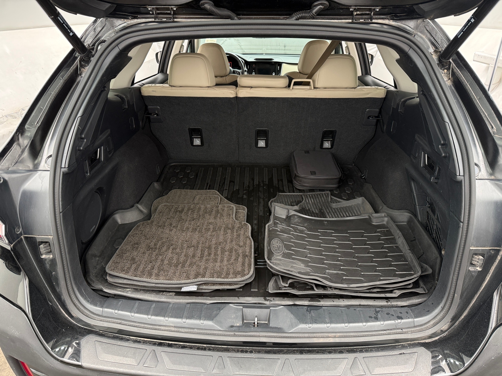 Thumbnail: 2022 Subaru Outback - 6