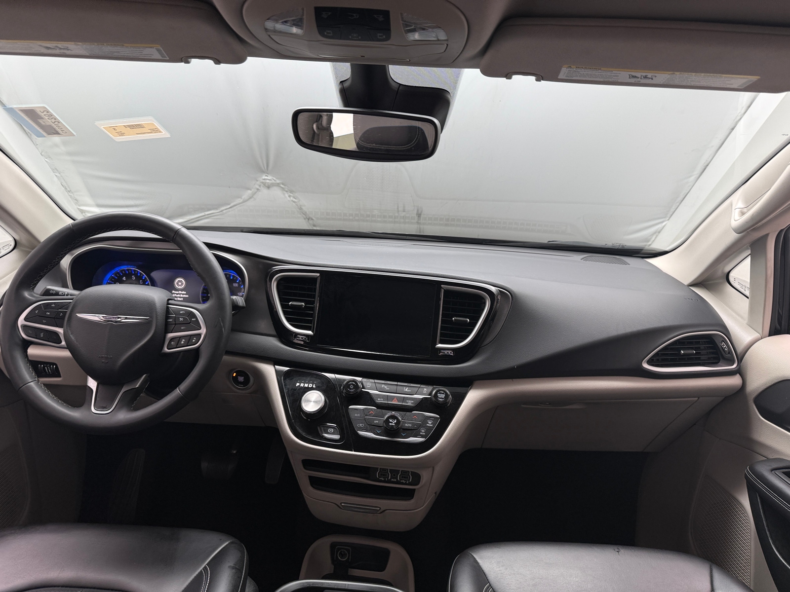 Thumbnail: 2023 Chrysler Pacifica - 2