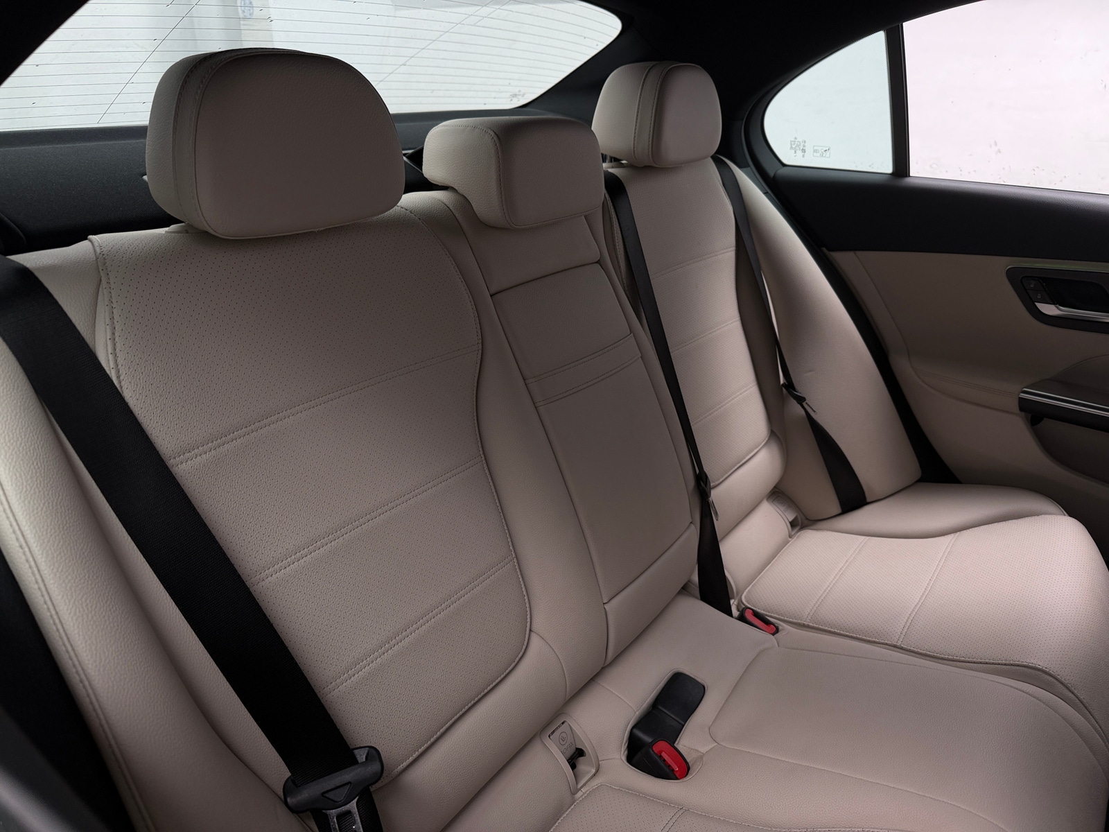 Thumbnail: 2025 Mercedes-Benz C-Class - 5