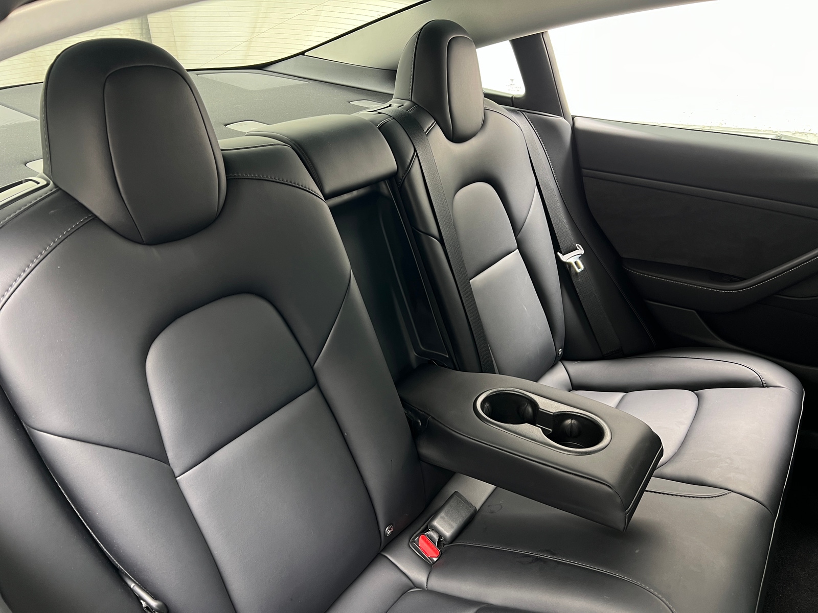 Thumbnail: 2022 Tesla Model 3 - 5