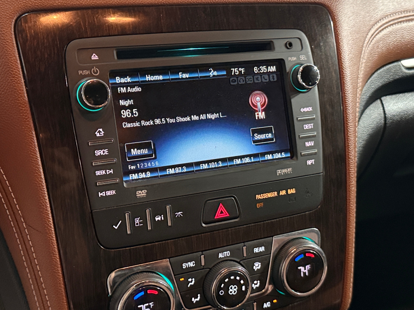 Thumbnail: 2016 Chevrolet Traverse - 4