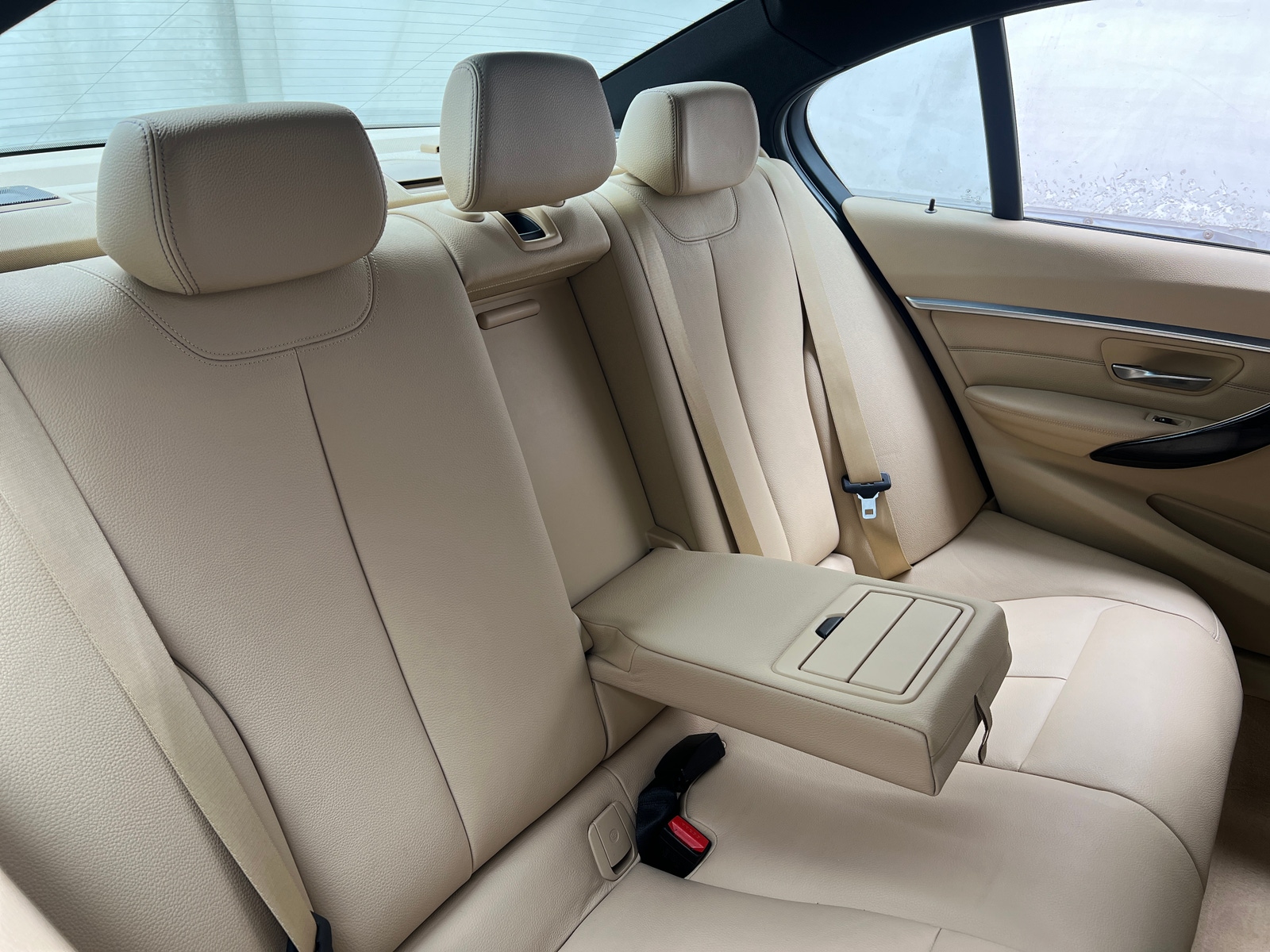 Thumbnail: 2016 BMW 3 Series - 5