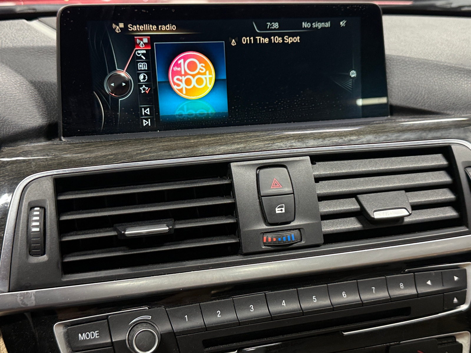 Thumbnail: 2016 BMW 3 Series - 3