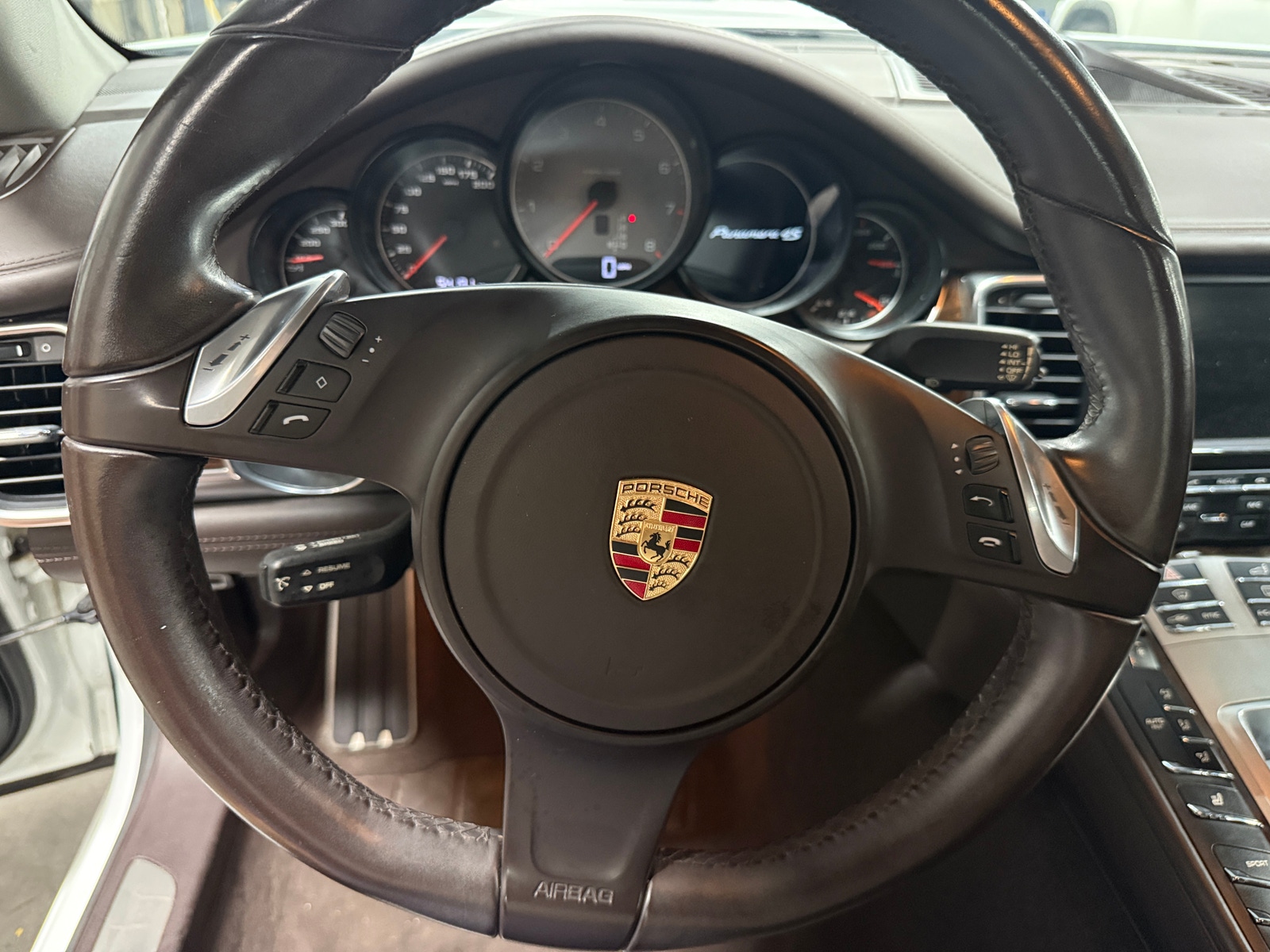 Thumbnail: 2014 Porsche Panamera - 4