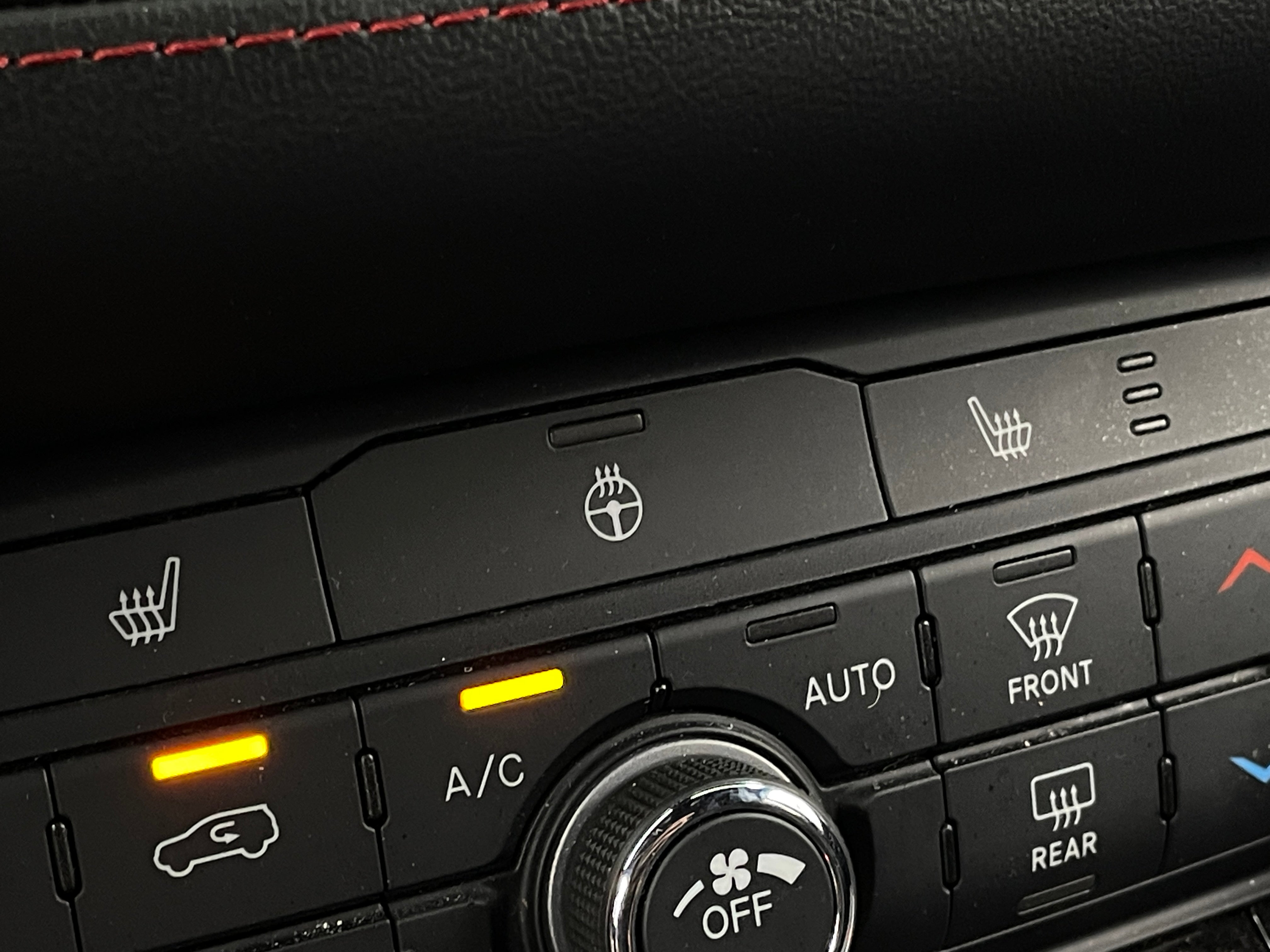 2025 Dodge Durango GT - Photo 18