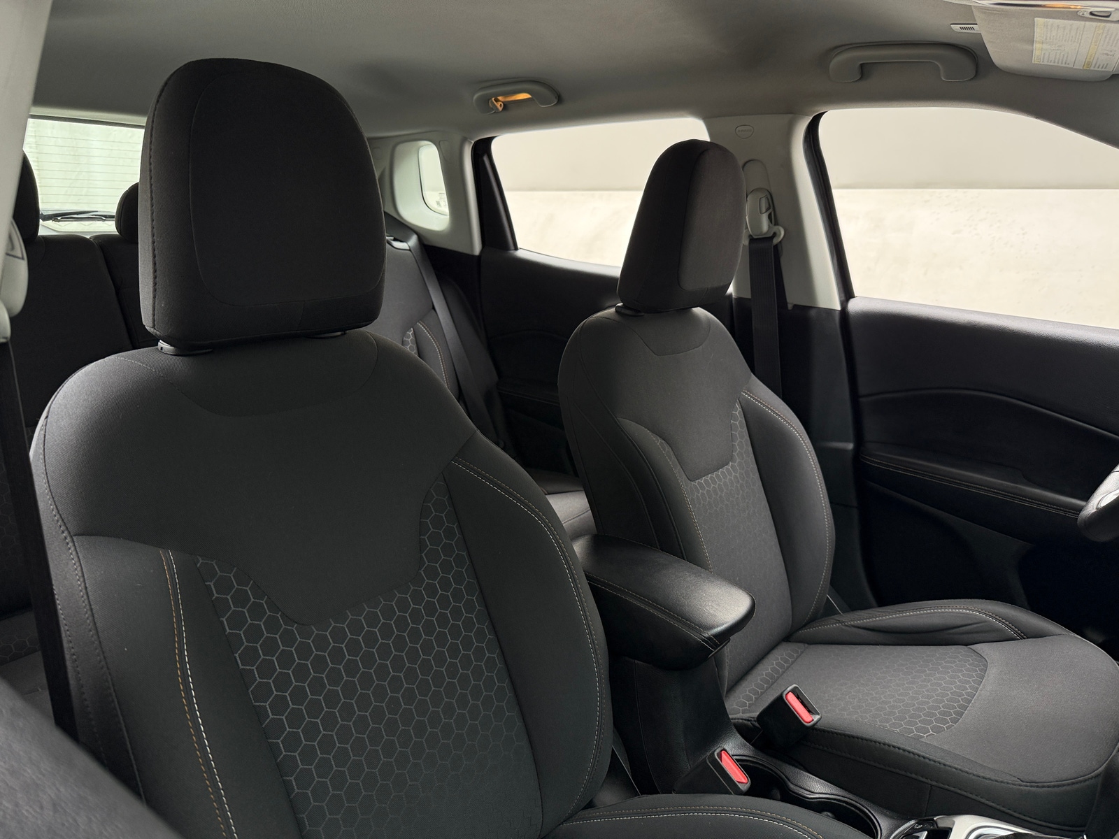 Thumbnail: 2019 Jeep Compass - 2