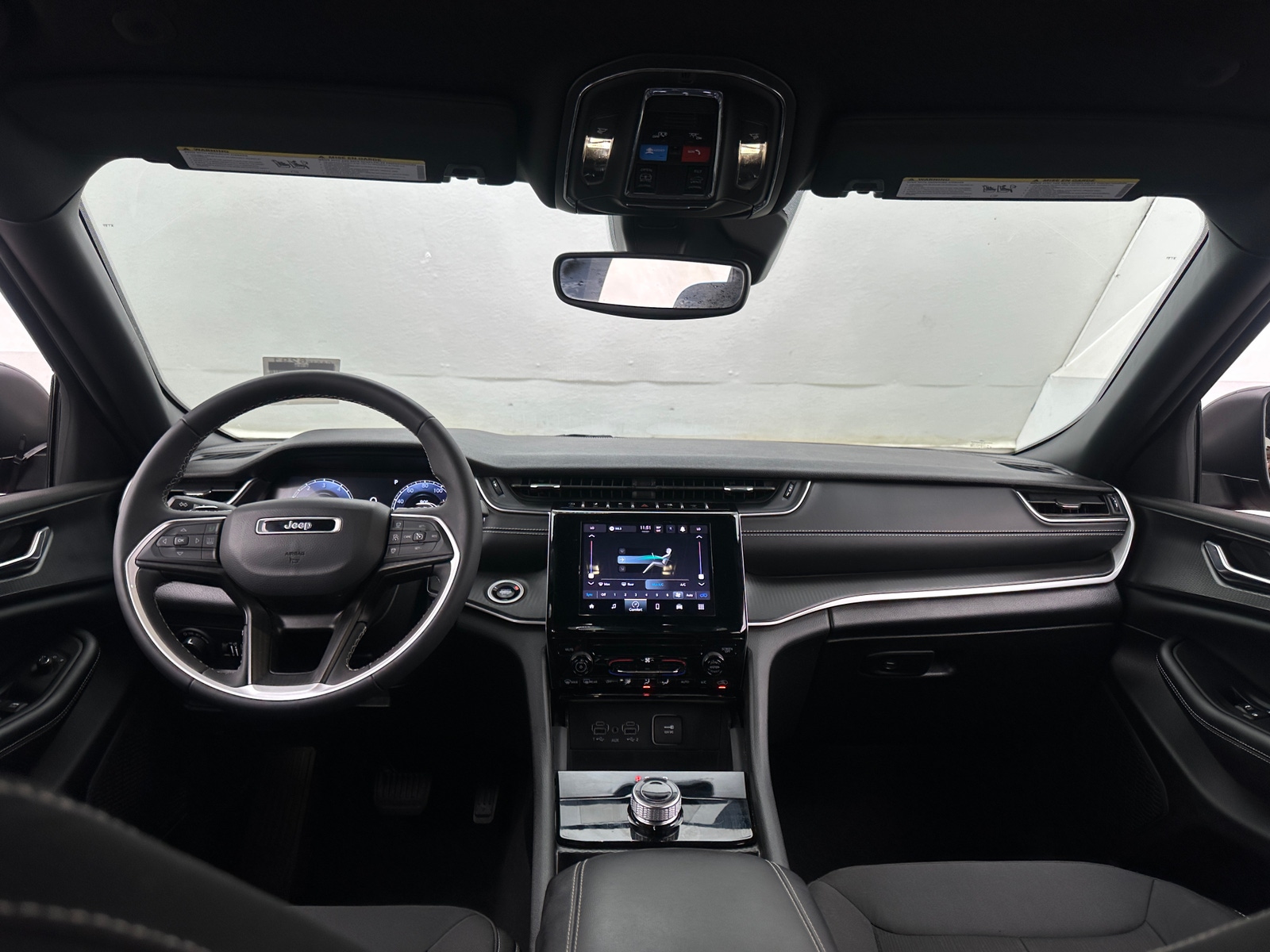 Thumbnail: 2024 Jeep Grand Cherokee - 3