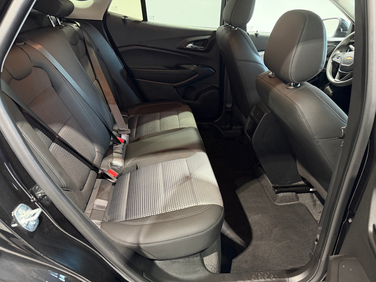 Thumbnail: 2025 Chevrolet Trax - 6