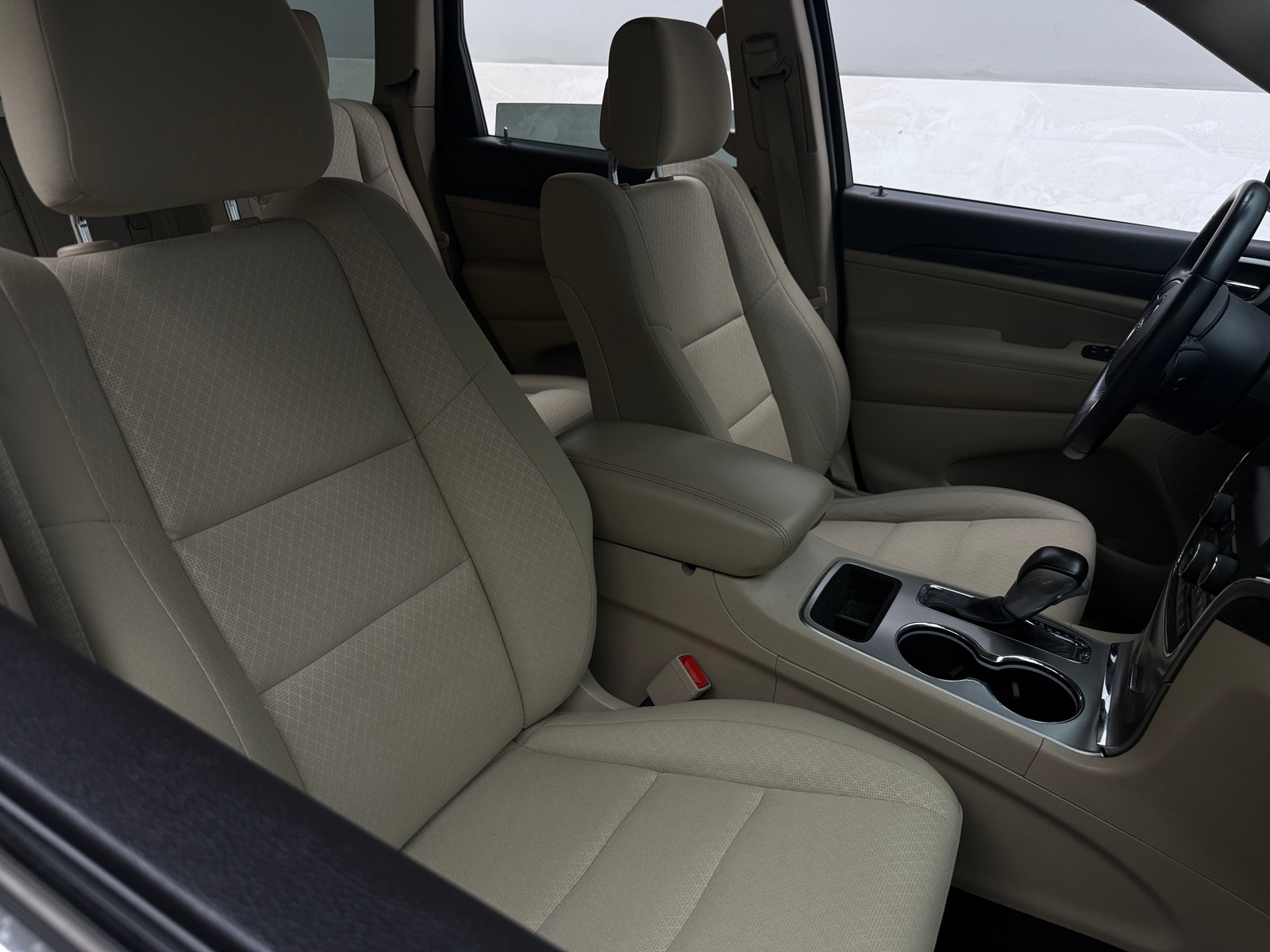 Thumbnail: 2020 Jeep Grand Cherokee - 2