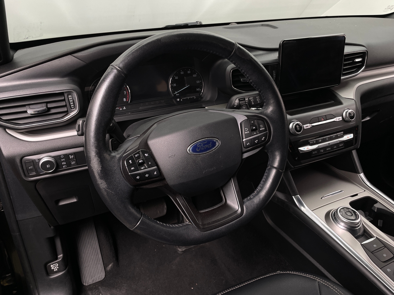 Thumbnail: 2020 Ford Explorer - 4