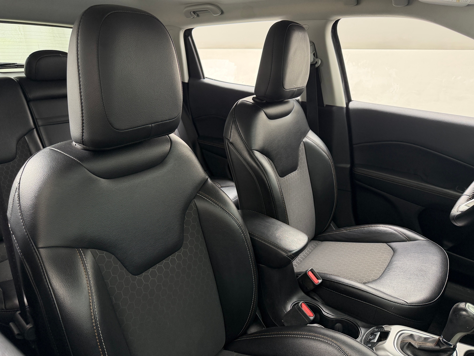 Thumbnail: 2019 Jeep Compass - 2