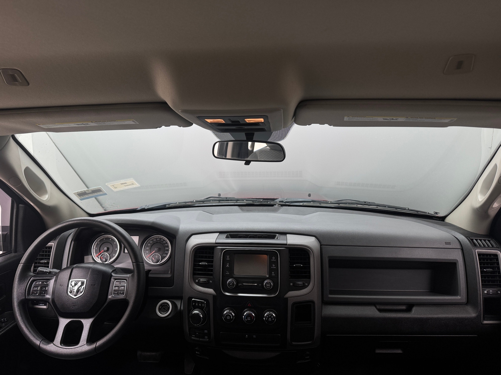 Thumbnail: 2019 RAM 1500 Classic - 3