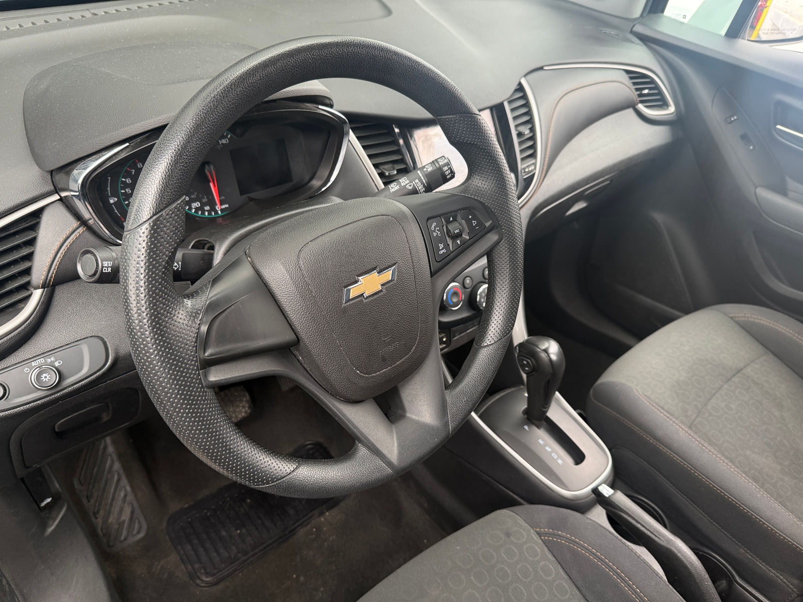 Thumbnail: 2019 Chevrolet Trax - 5