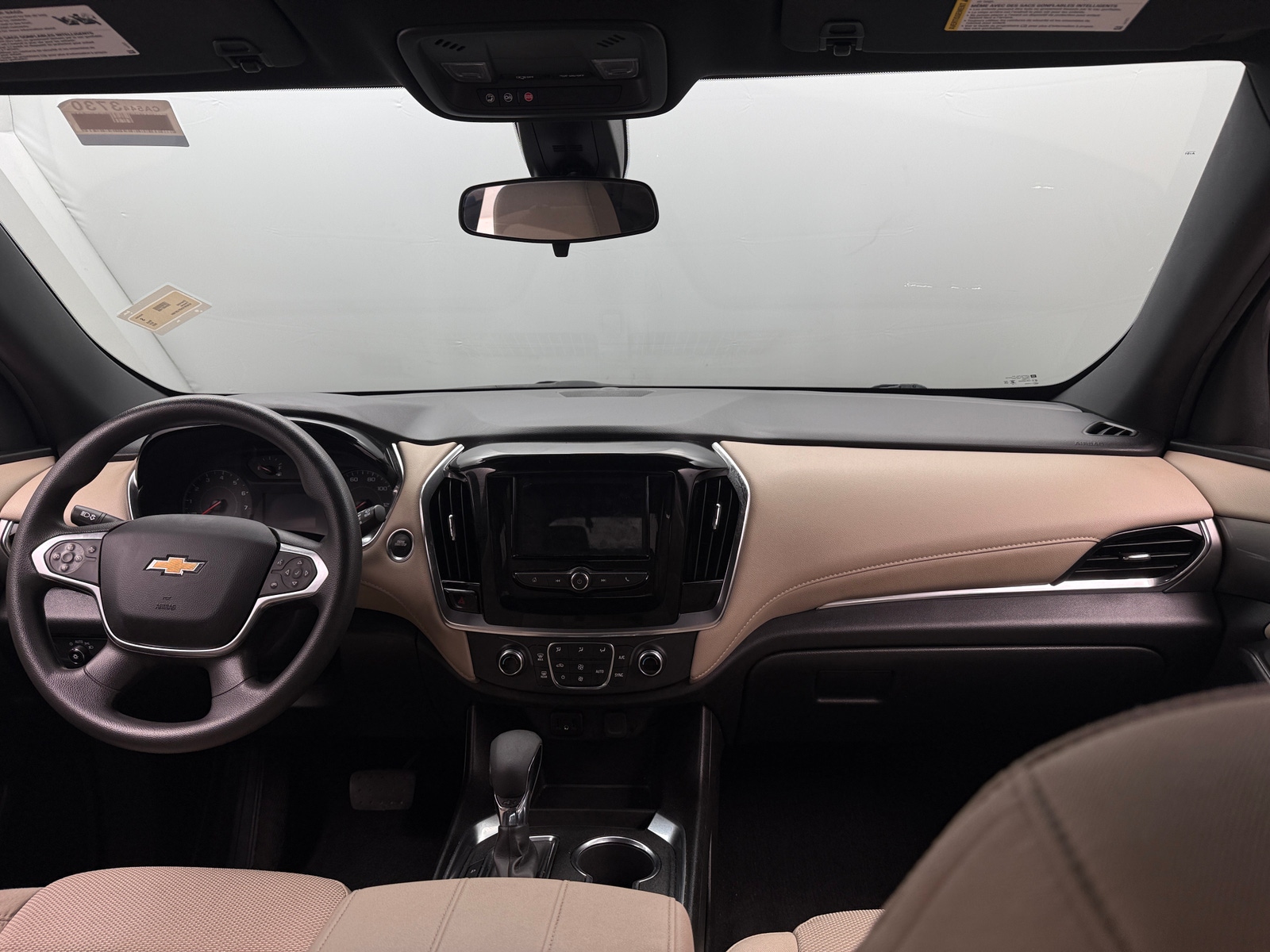 Thumbnail: 2023 Chevrolet Traverse - 3