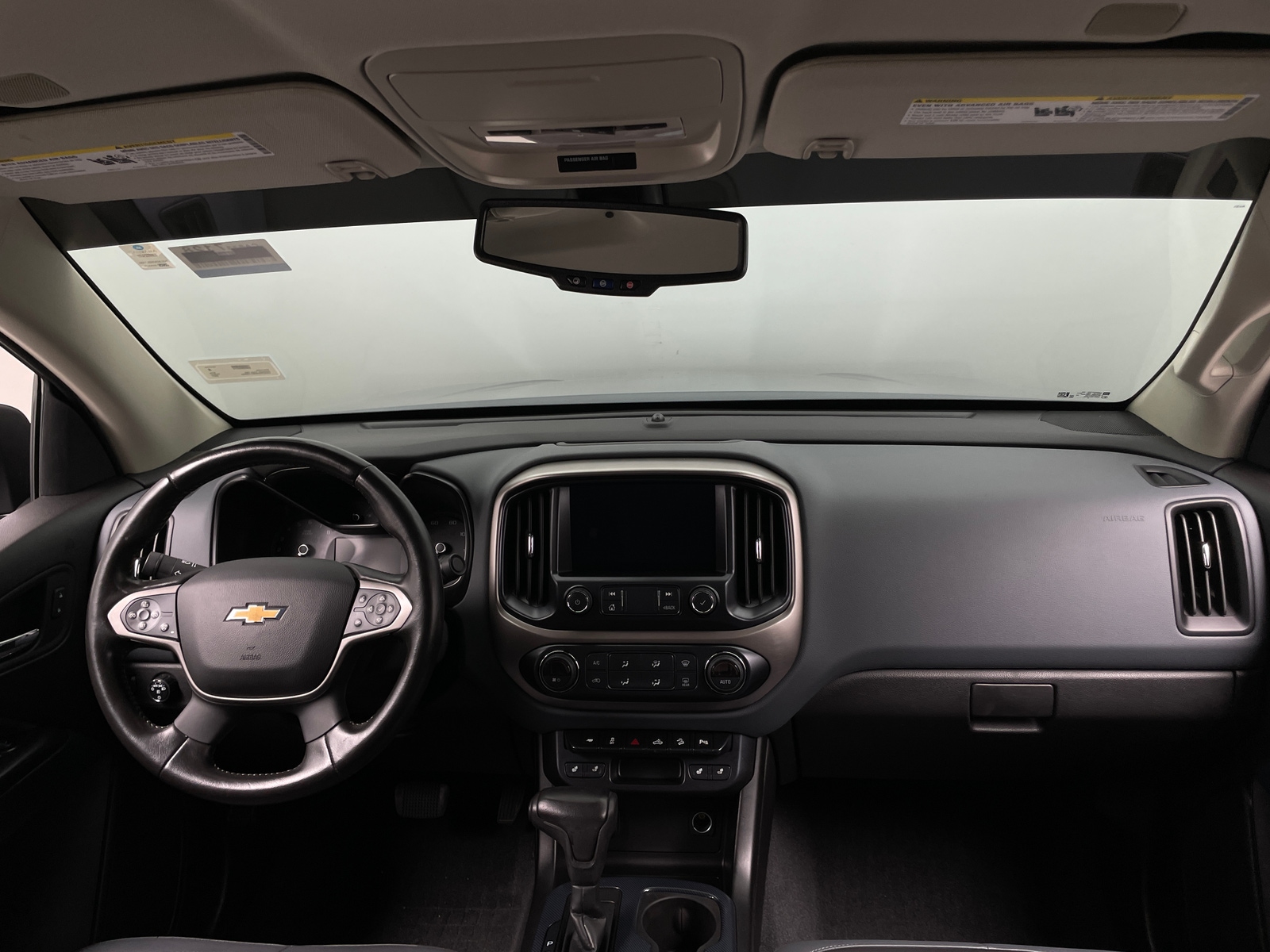 Thumbnail: 2021 Chevrolet Colorado - 3