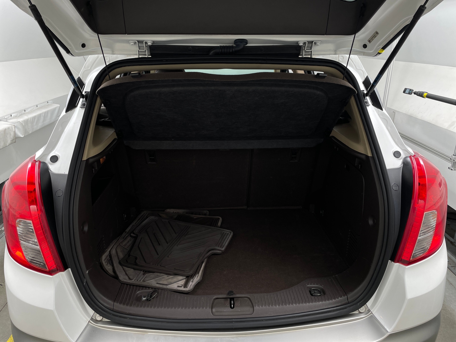 Thumbnail: 2015 Buick Encore - 6