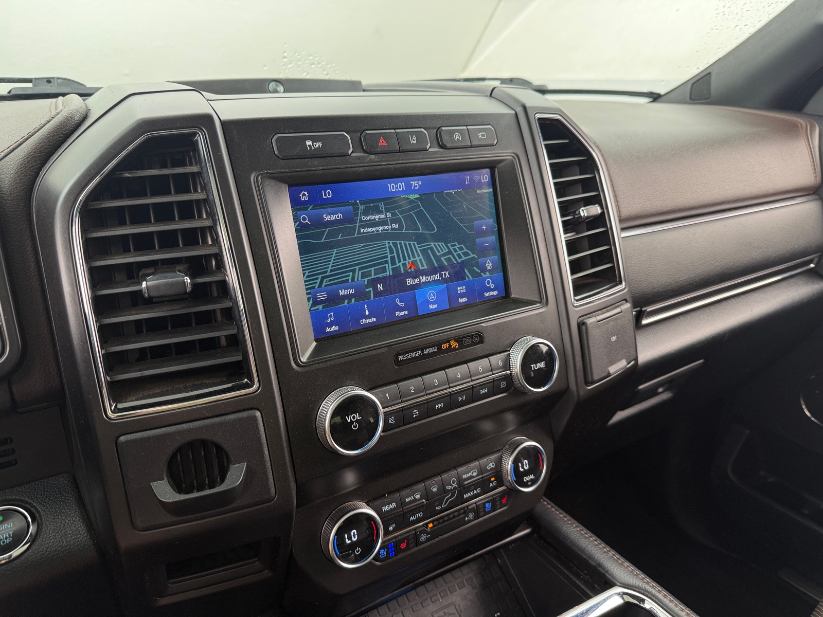 Thumbnail: 2020 Ford Expedition - 3