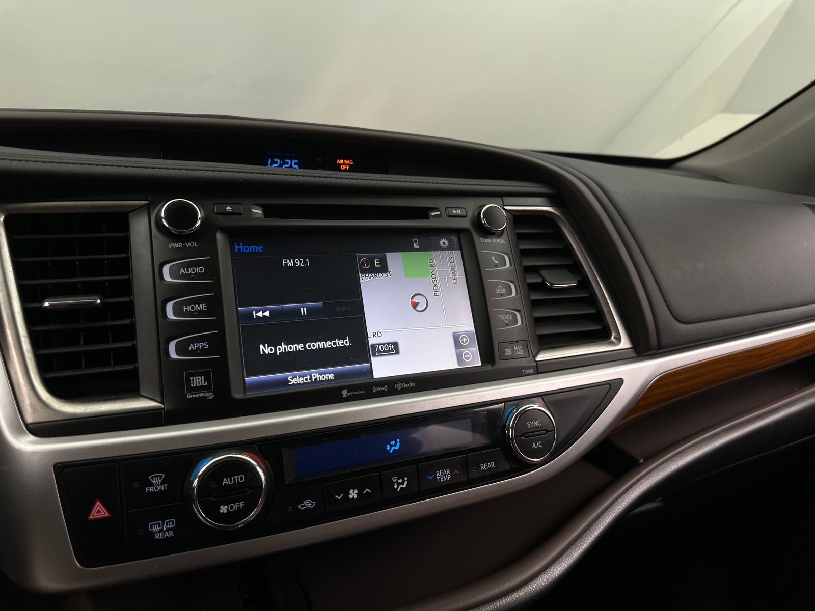Thumbnail: 2017 Toyota Highlander - 3