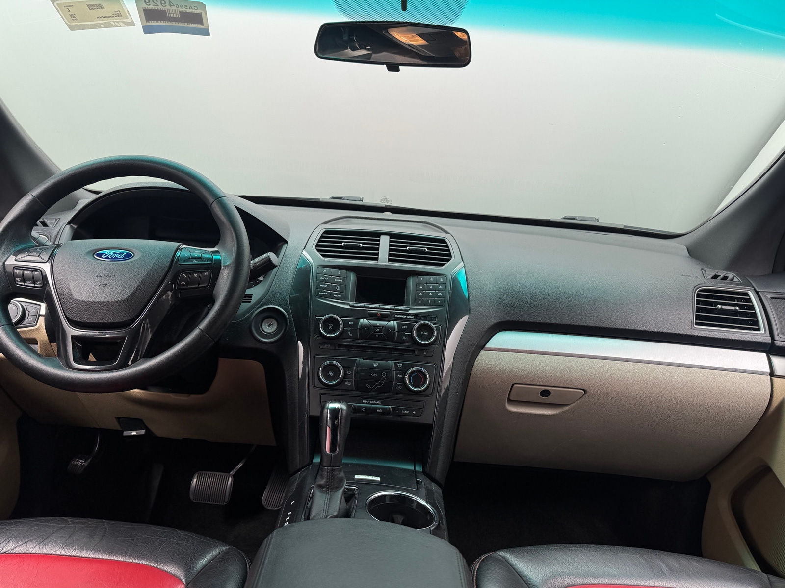 Thumbnail: 2016 Ford Explorer - 3