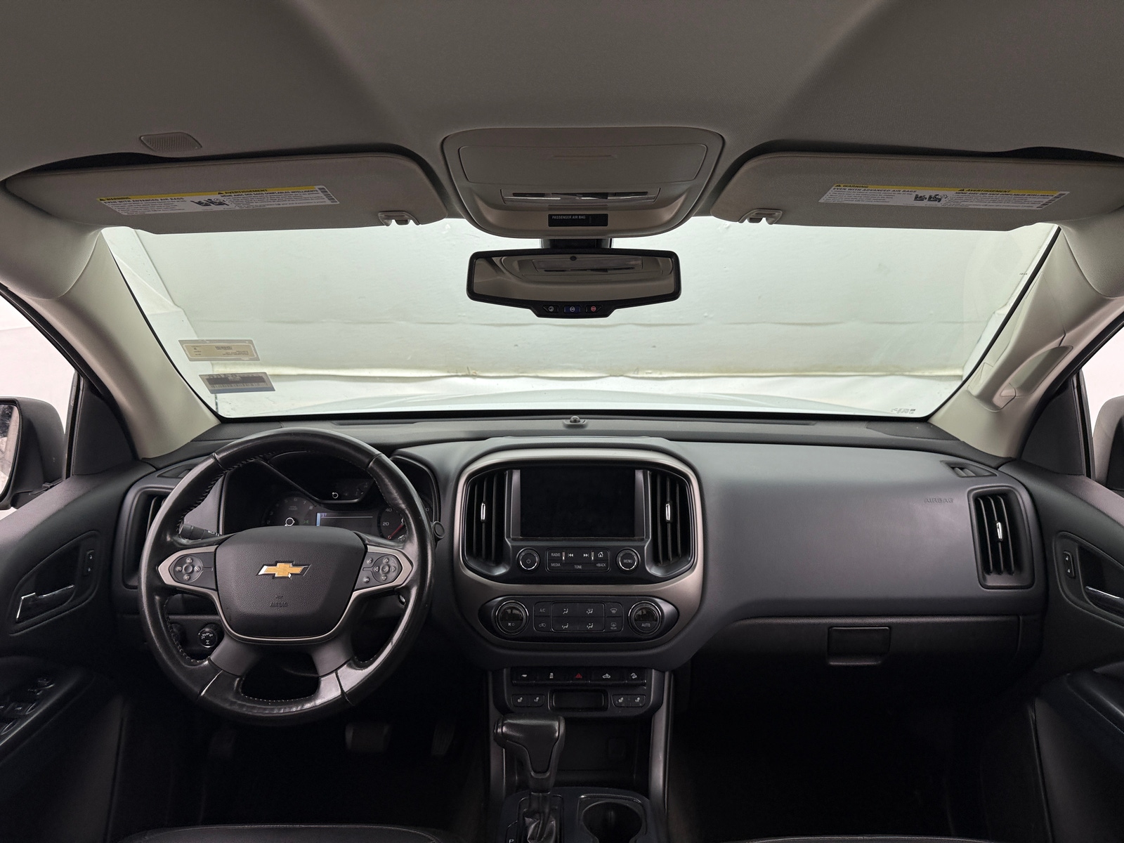Thumbnail: 2018 Chevrolet Colorado - 3