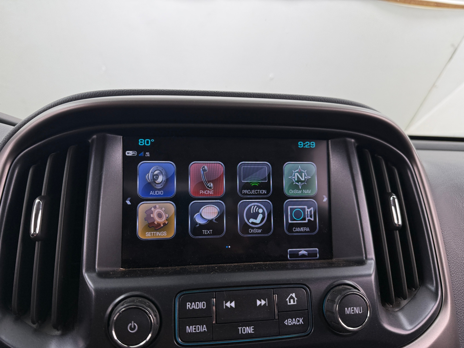 Thumbnail: 2018 Chevrolet Colorado - 4