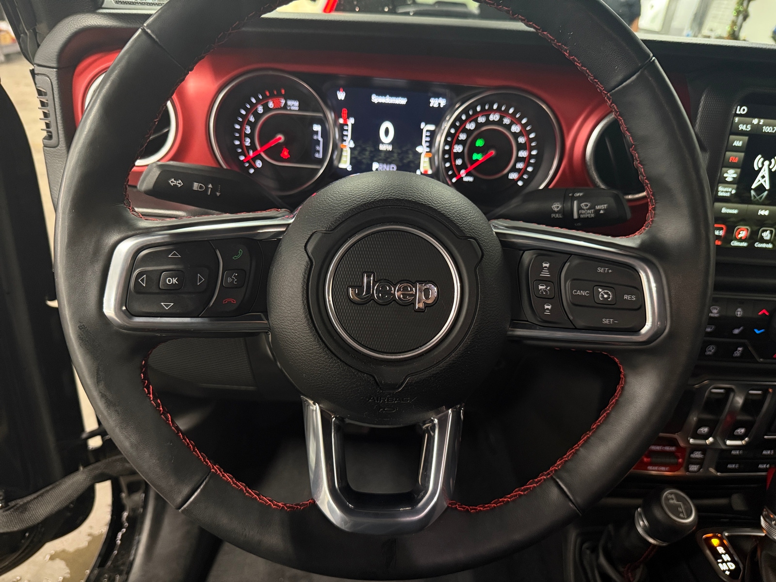 Thumbnail: 2022 Jeep Wrangler - 5