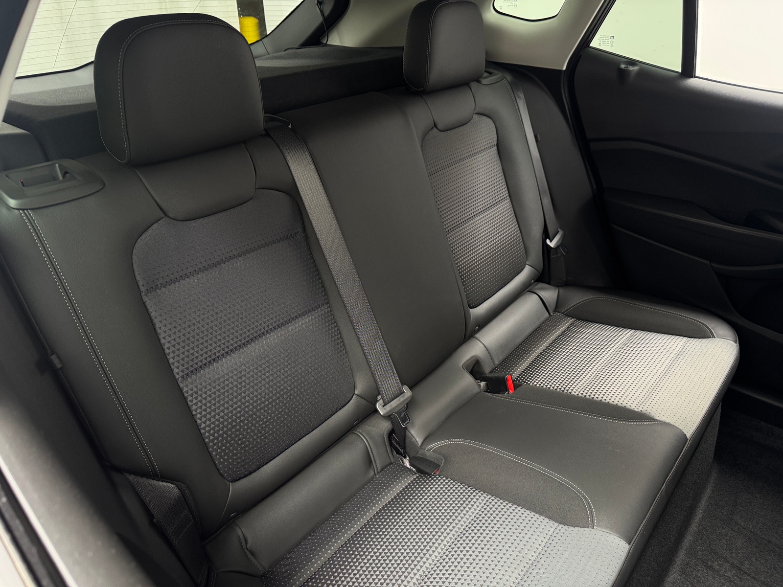 Thumbnail: 2025 Chevrolet Trax - 6