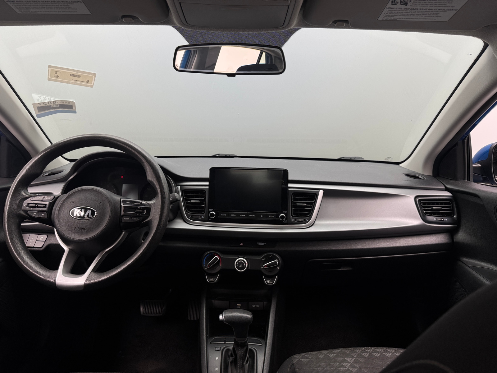 Thumbnail: 2021 Kia Rio - 3