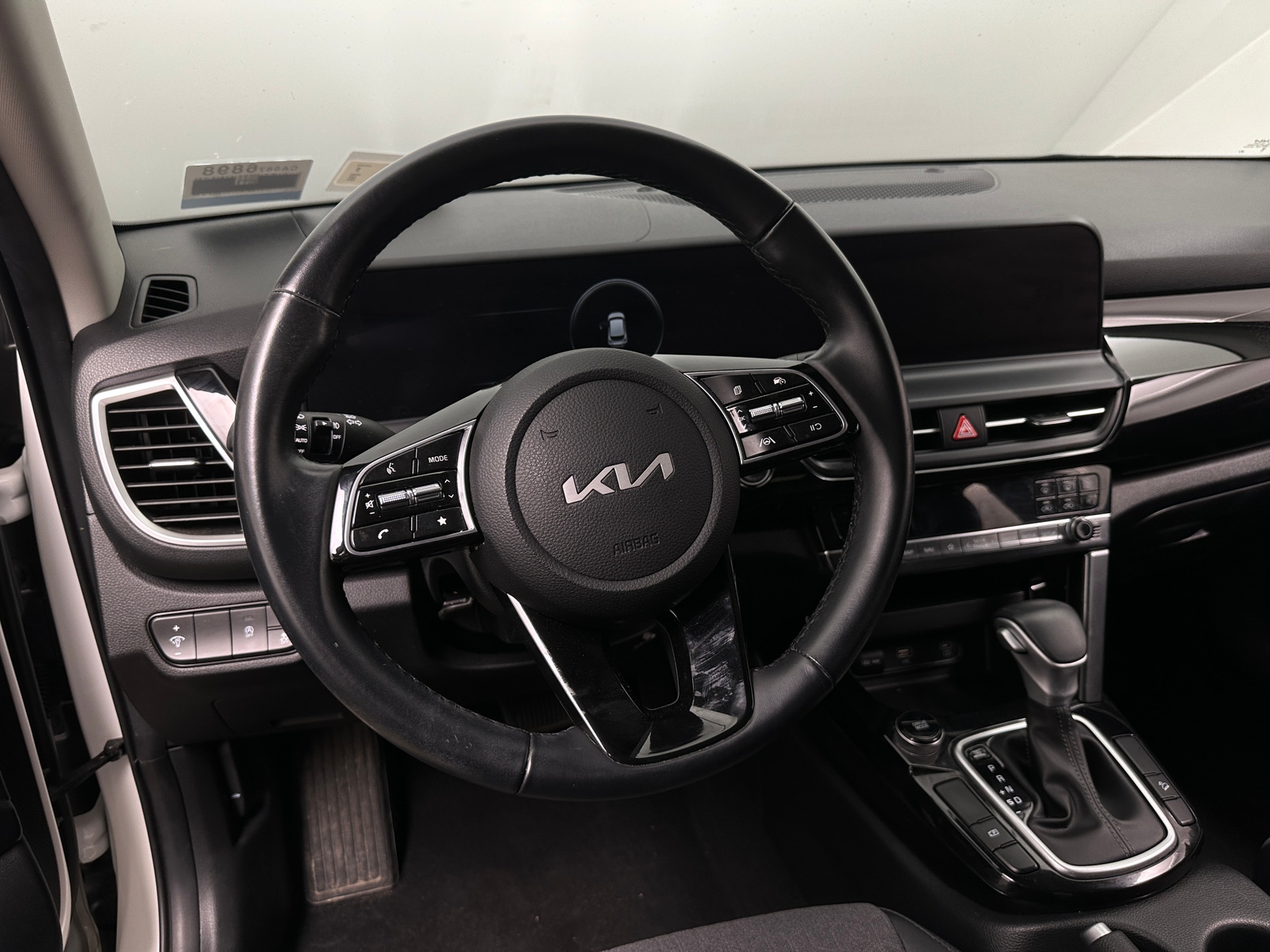 Thumbnail: 2024 Kia Seltos - 5