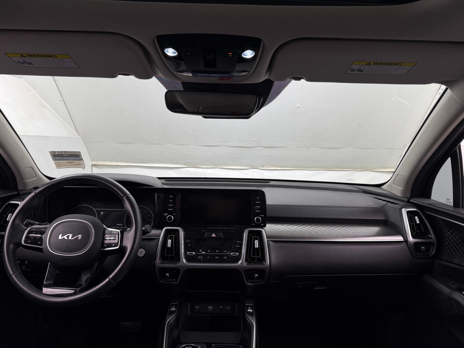 Thumbnail: 2023 Kia Sorento - 2