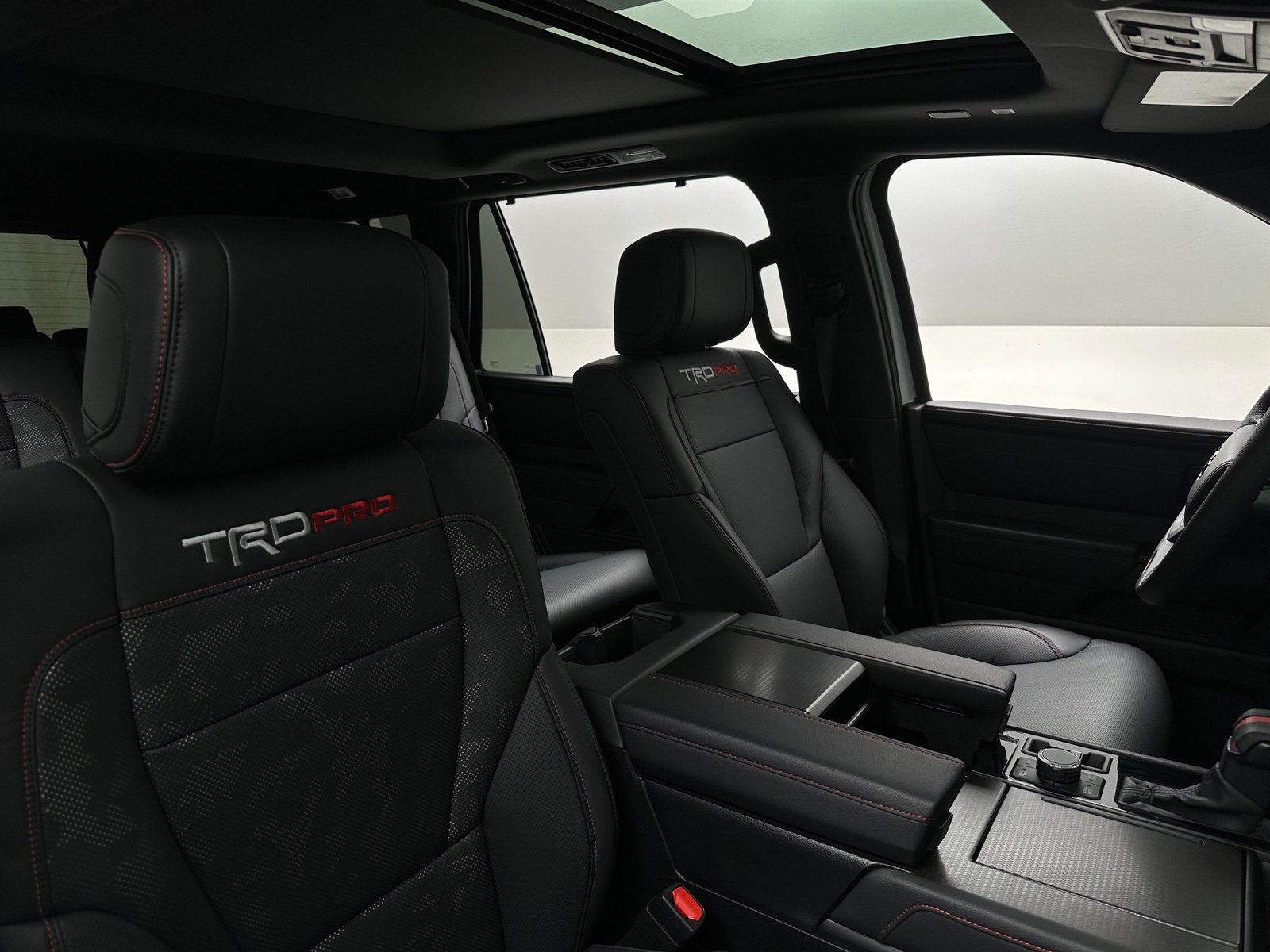 Thumbnail: 2025 Toyota Sequoia - 2