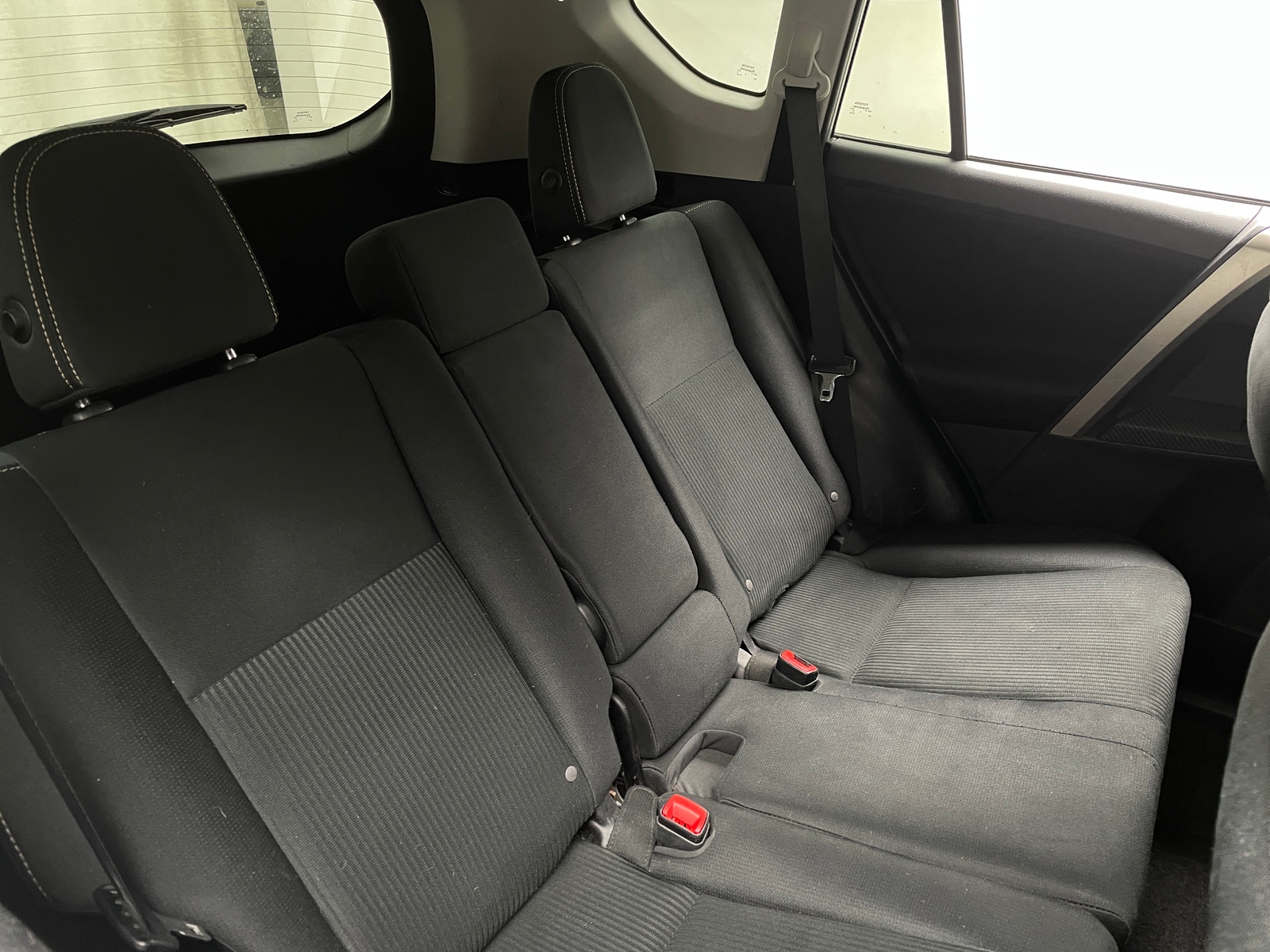 Thumbnail: 2015 Toyota RAV4 - 6