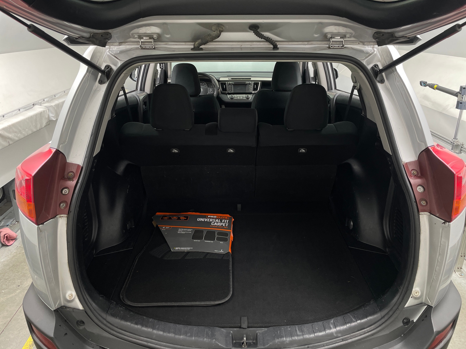 Thumbnail: 2015 Toyota RAV4 - 7