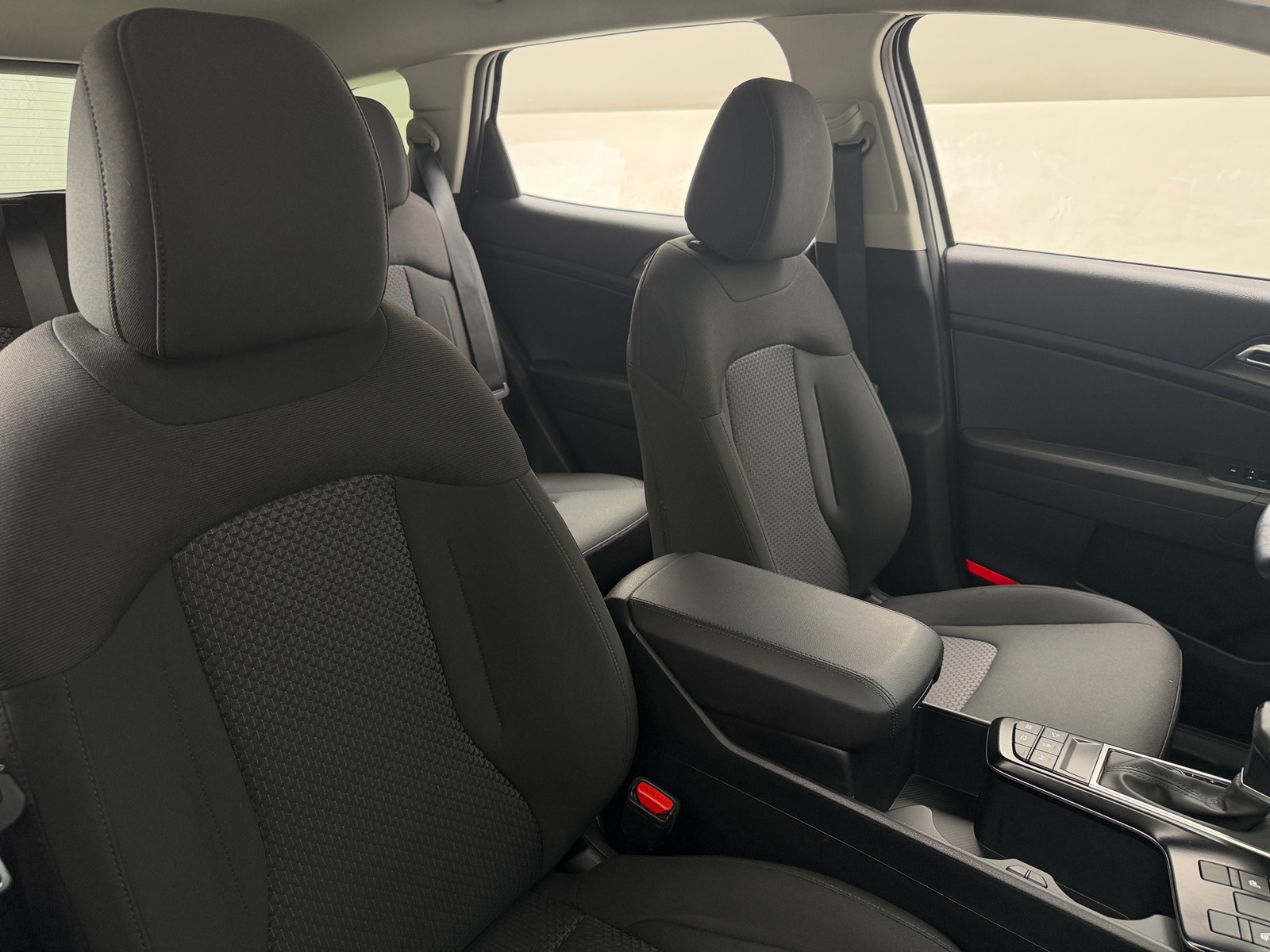 Thumbnail: 2026 Kia Sportage - 2