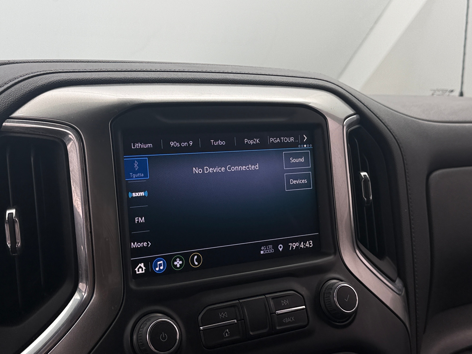 Thumbnail: 2021 Chevrolet Silverado 1500 - 4