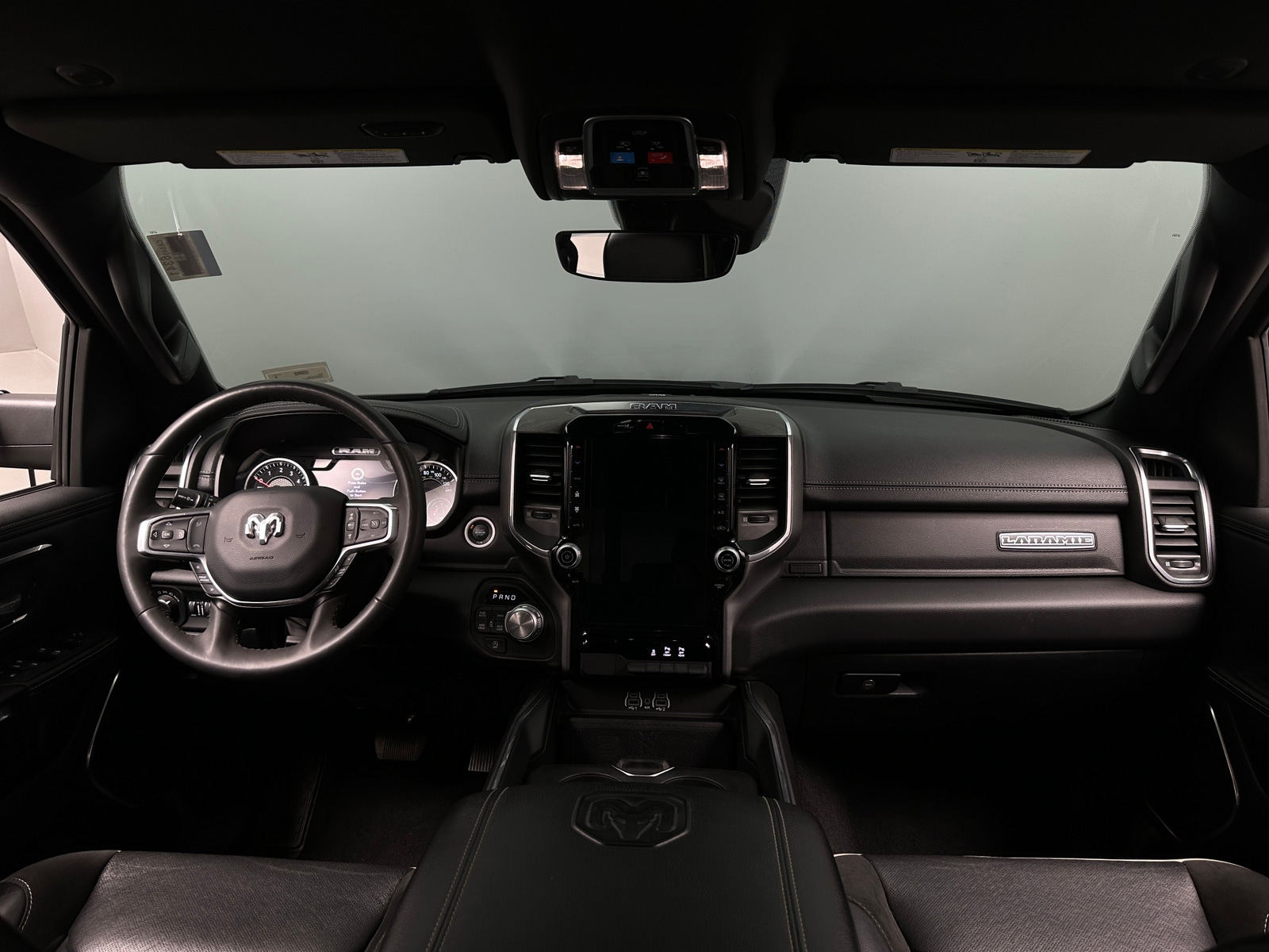 Thumbnail: 2025 RAM 1500 - 2