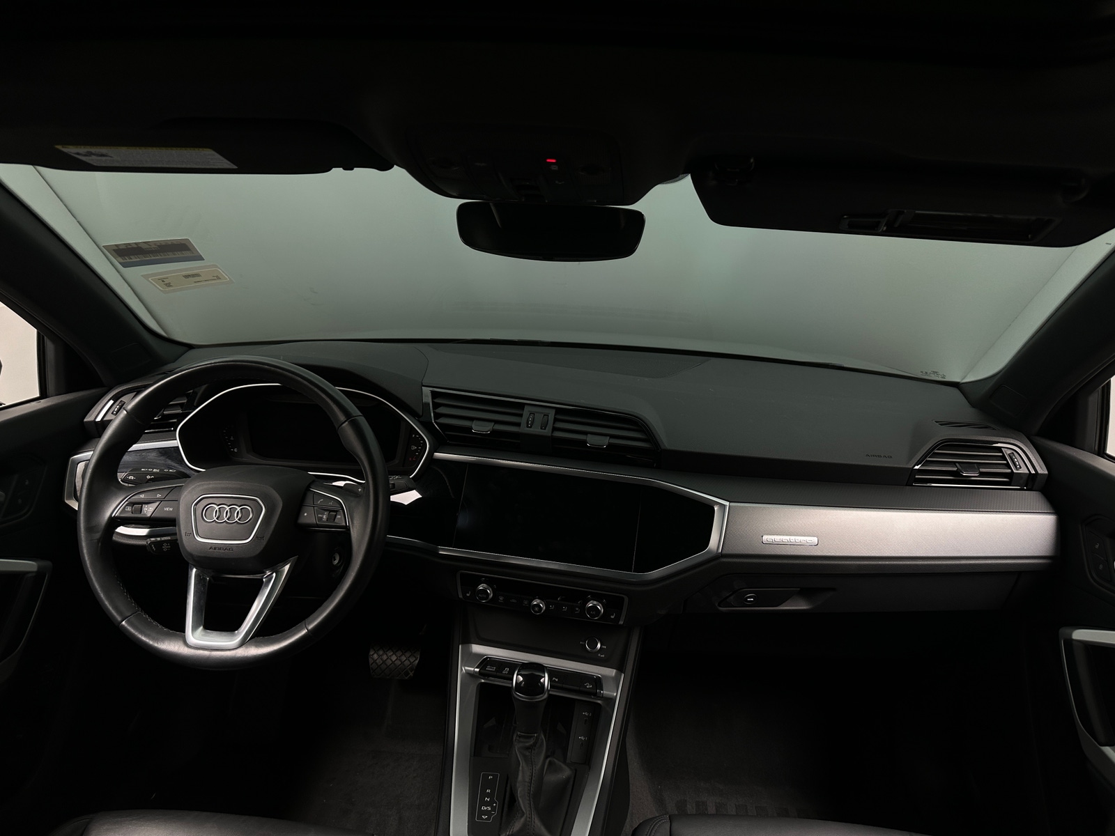 Thumbnail: 2022 Audi Q3 - 2