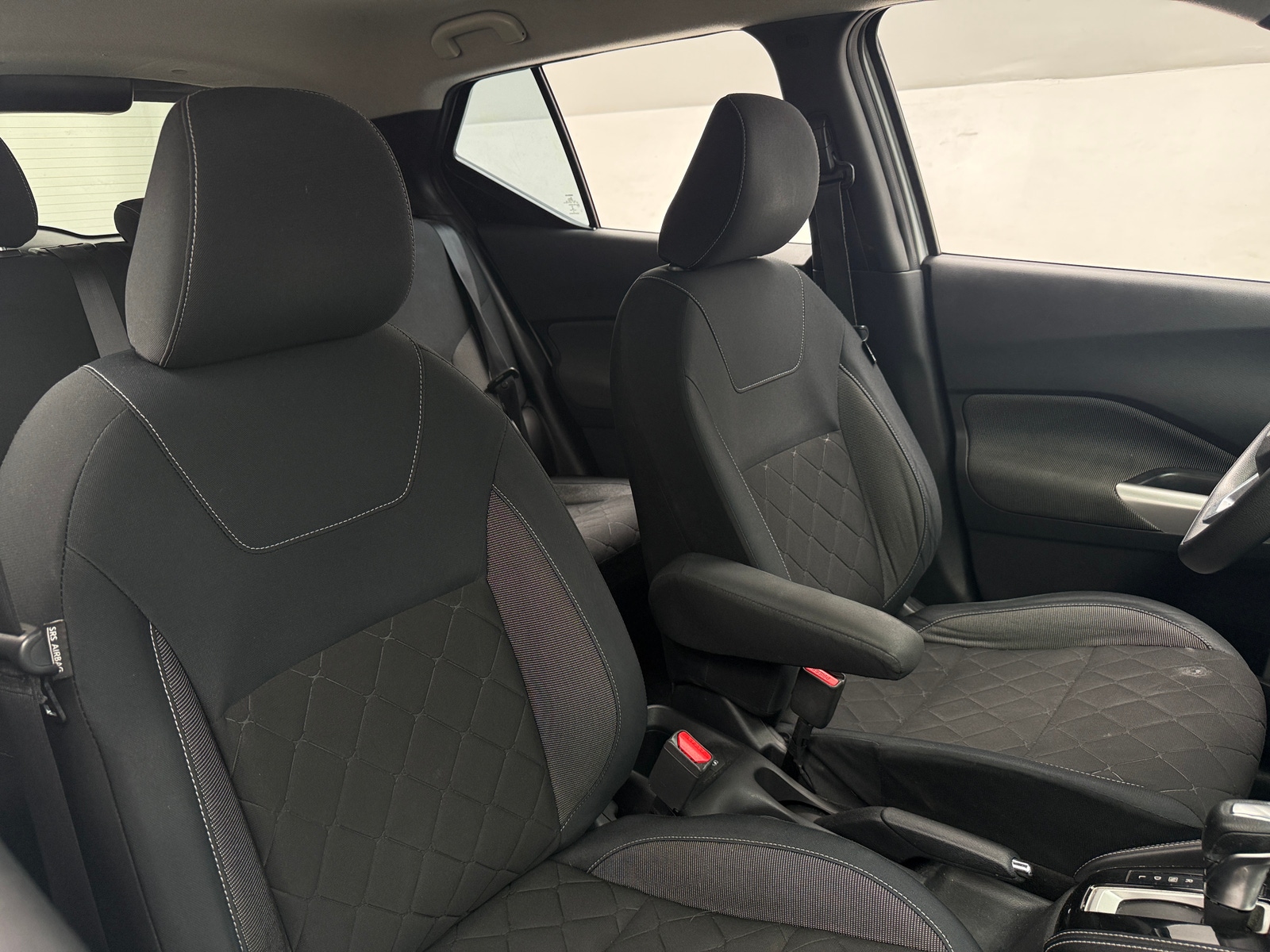 Thumbnail: 2018 Nissan Kicks - 2