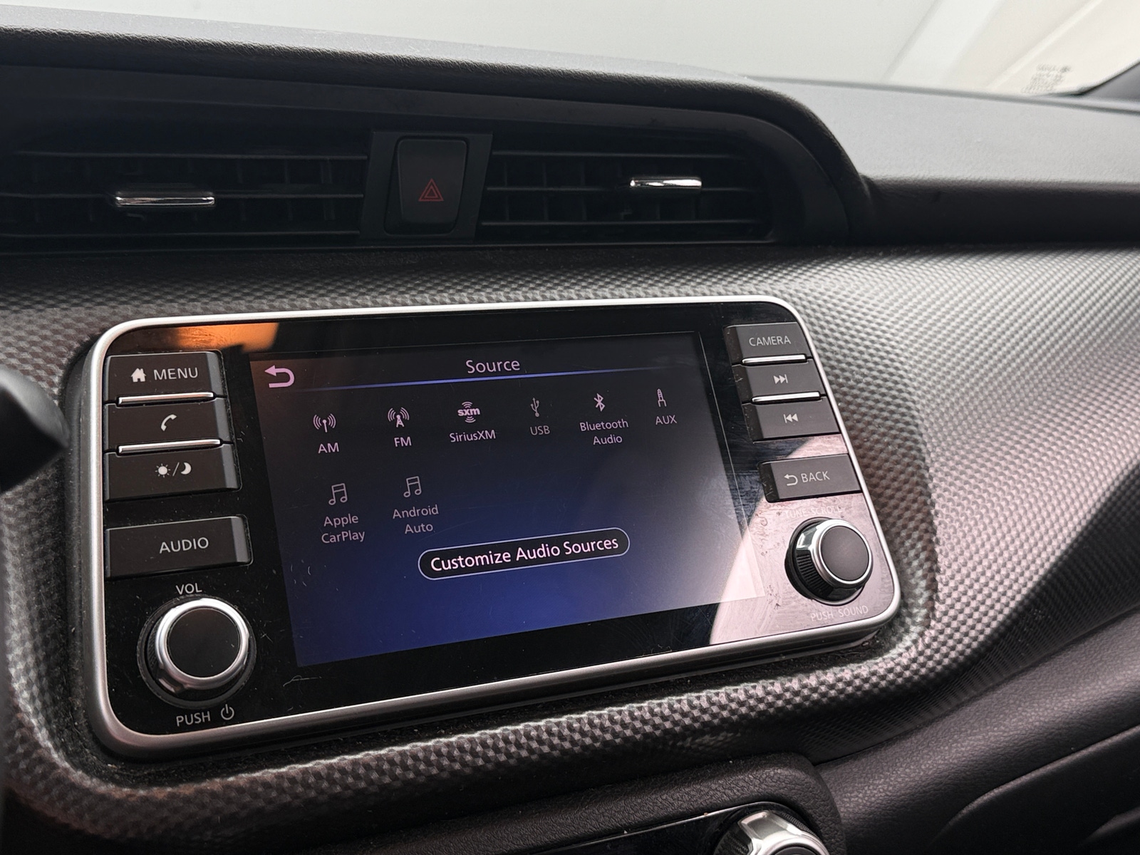 Thumbnail: 2018 Nissan Kicks - 4