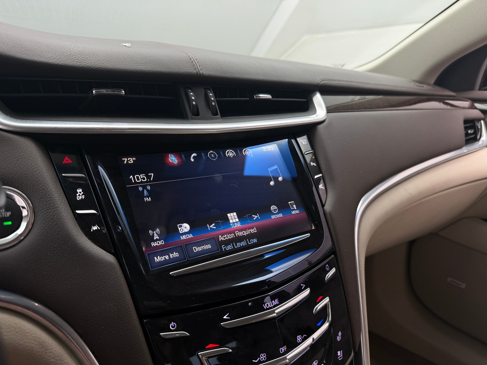 Thumbnail: 2017 Cadillac XTS - 3
