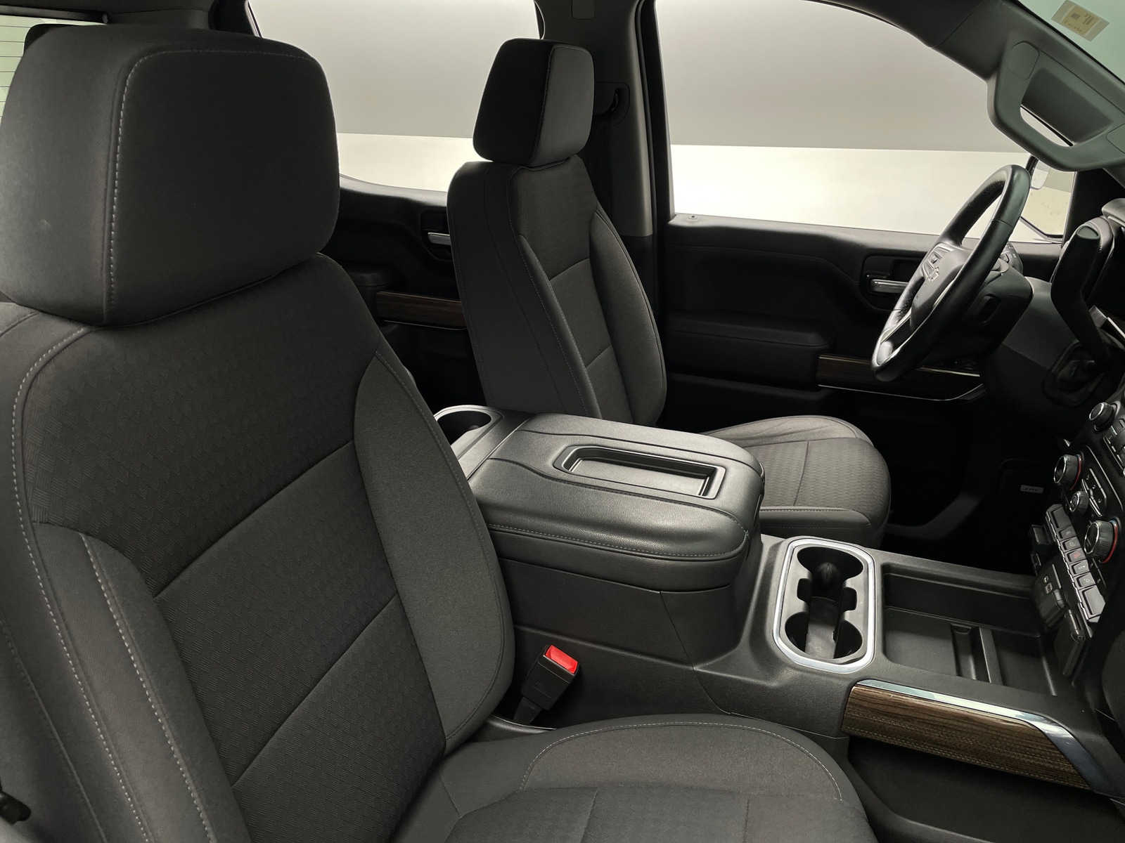 Thumbnail: 2021 Chevrolet Silverado 1500 - 2