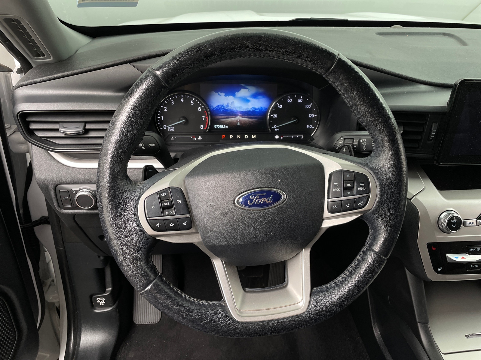 Thumbnail: 2020 Ford Explorer - 5
